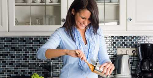 практически все люди, которые прочитали эту записку, висевшую на двери у акушера-гинеколога, не могли сдержаться от смеха