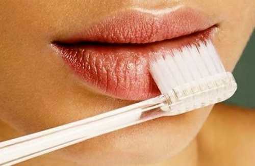 массаж рук при маникюре, самостоятельные техники выполнения